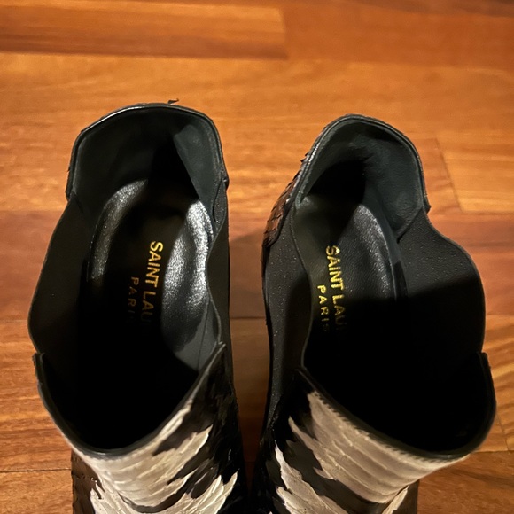 New Saint Laurent Python booties - Picture 3 of 4